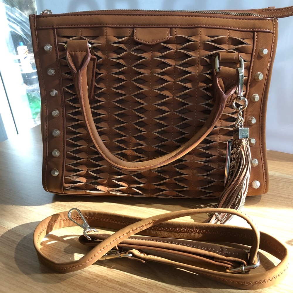 Izzy & Ali Camel Tote